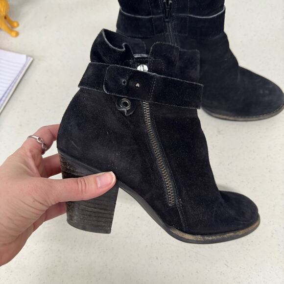Paul Green Black Suede Stacked Heel Ankle Boots Womens 6.5 Leather Classic Fall - Picture 2 of 12
